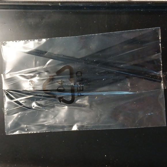 Bluelounge Cablebox Mini Organizer - Picture 4 of 6